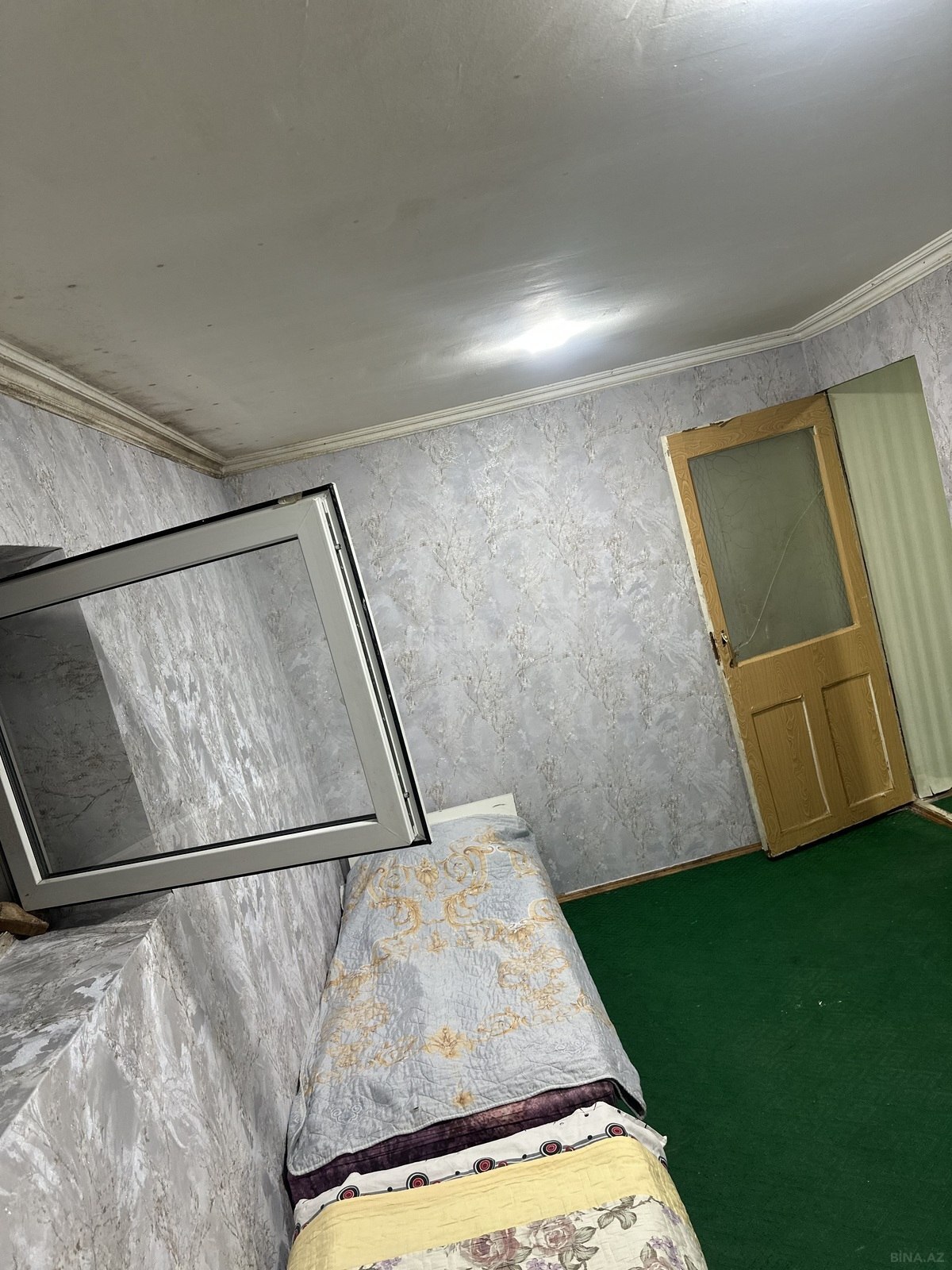 2 otaqlı Köhnə tikili, Nizami m., Bakı