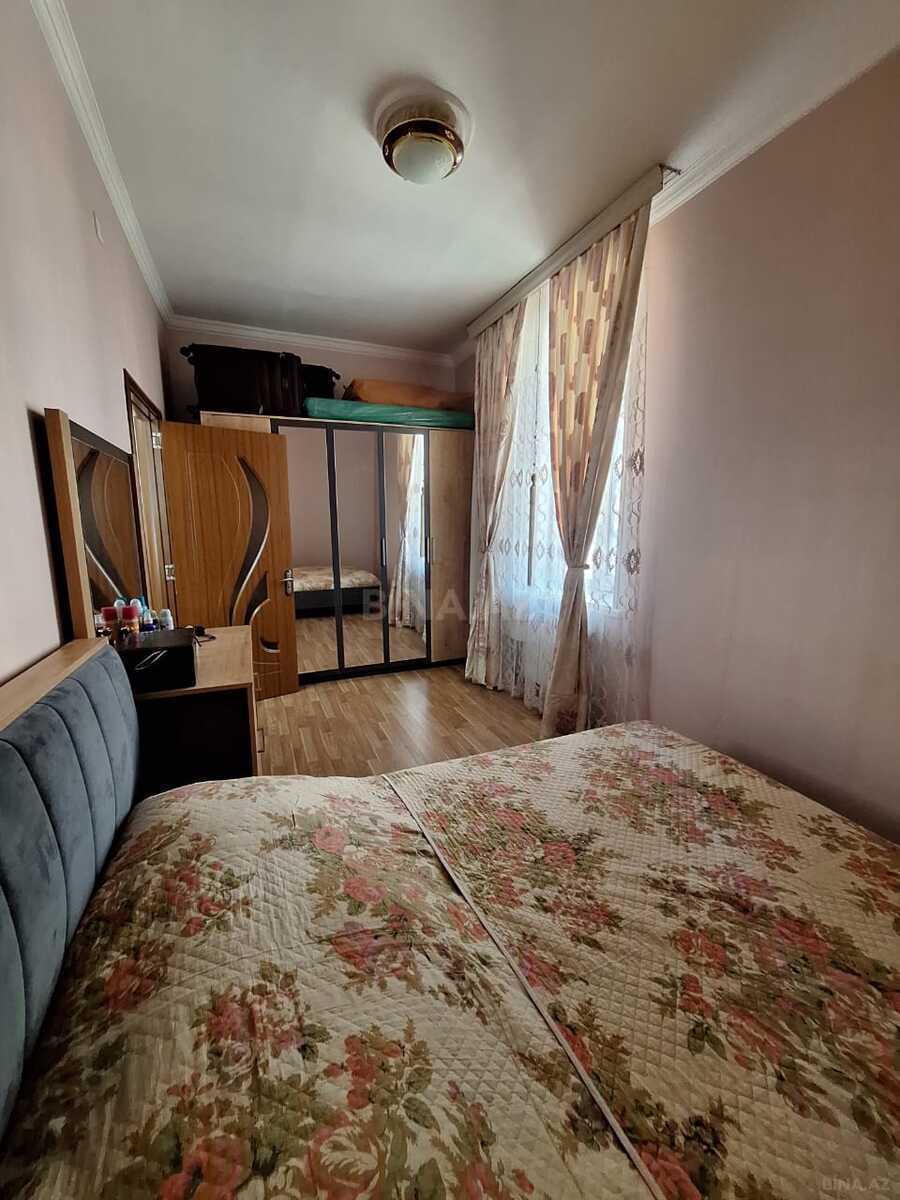 2 otaqlı Köhnə tikili, Nizami m., Bakı