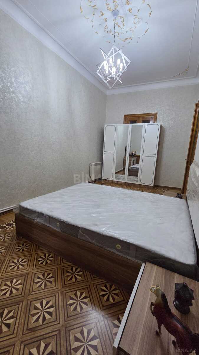 3 otaqlı Köhnə tikili, Nəsimi r., Bakı