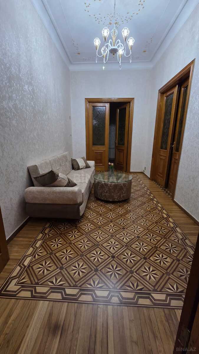 3 otaqlı Köhnə tikili, Nəsimi r., Bakı
