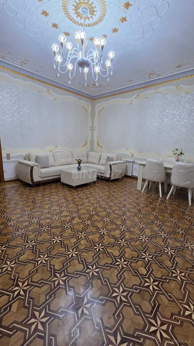 3 otaqlı Köhnə tikili, Nəsimi r., Bakı