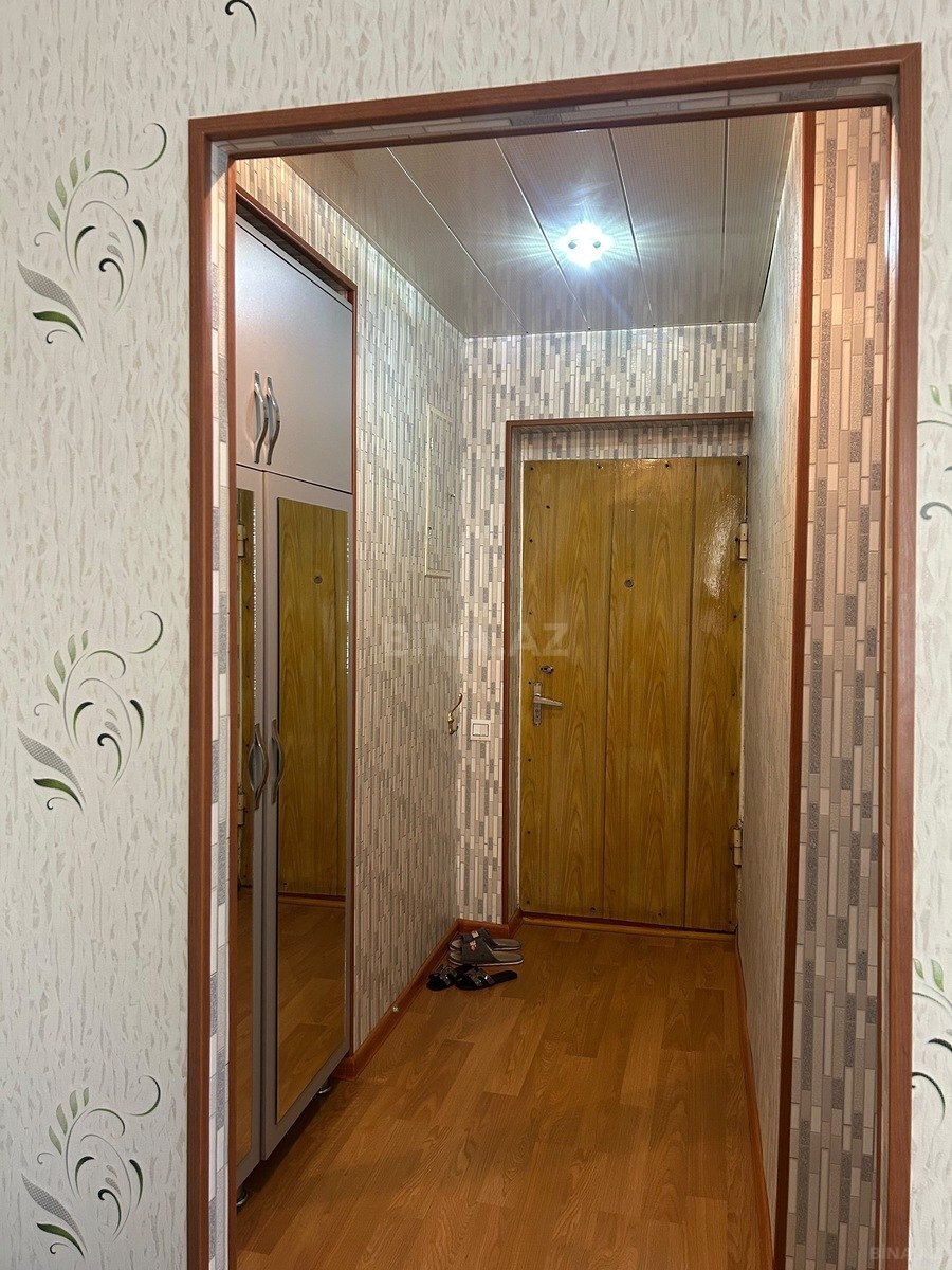 2 otaqlı Köhnə tikili, Neftçilər m., Bakı