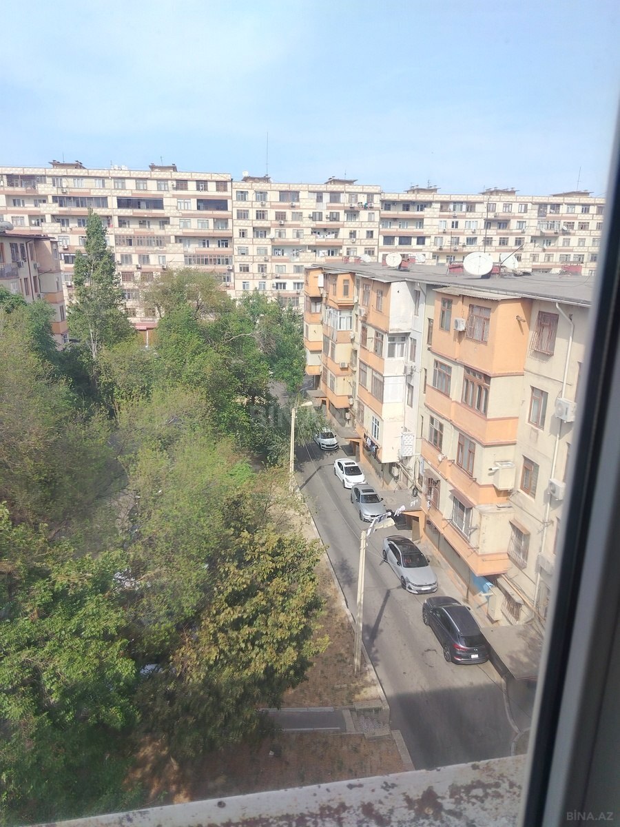 2 otaqlı Köhnə tikili, Memar Əcəmi m., Bakı
