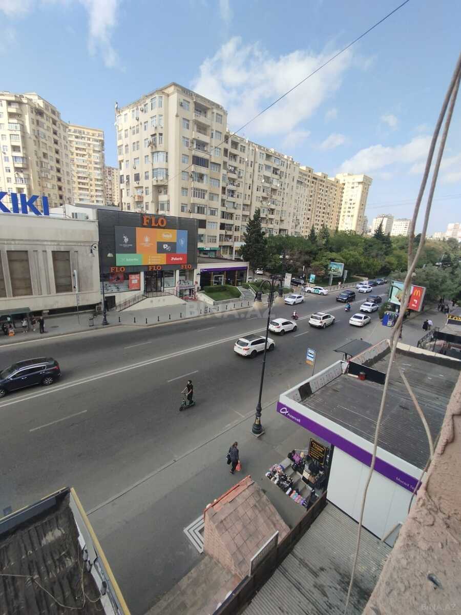 2 otaqlı Köhnə tikili, Memar Əcəmi m., Bakı