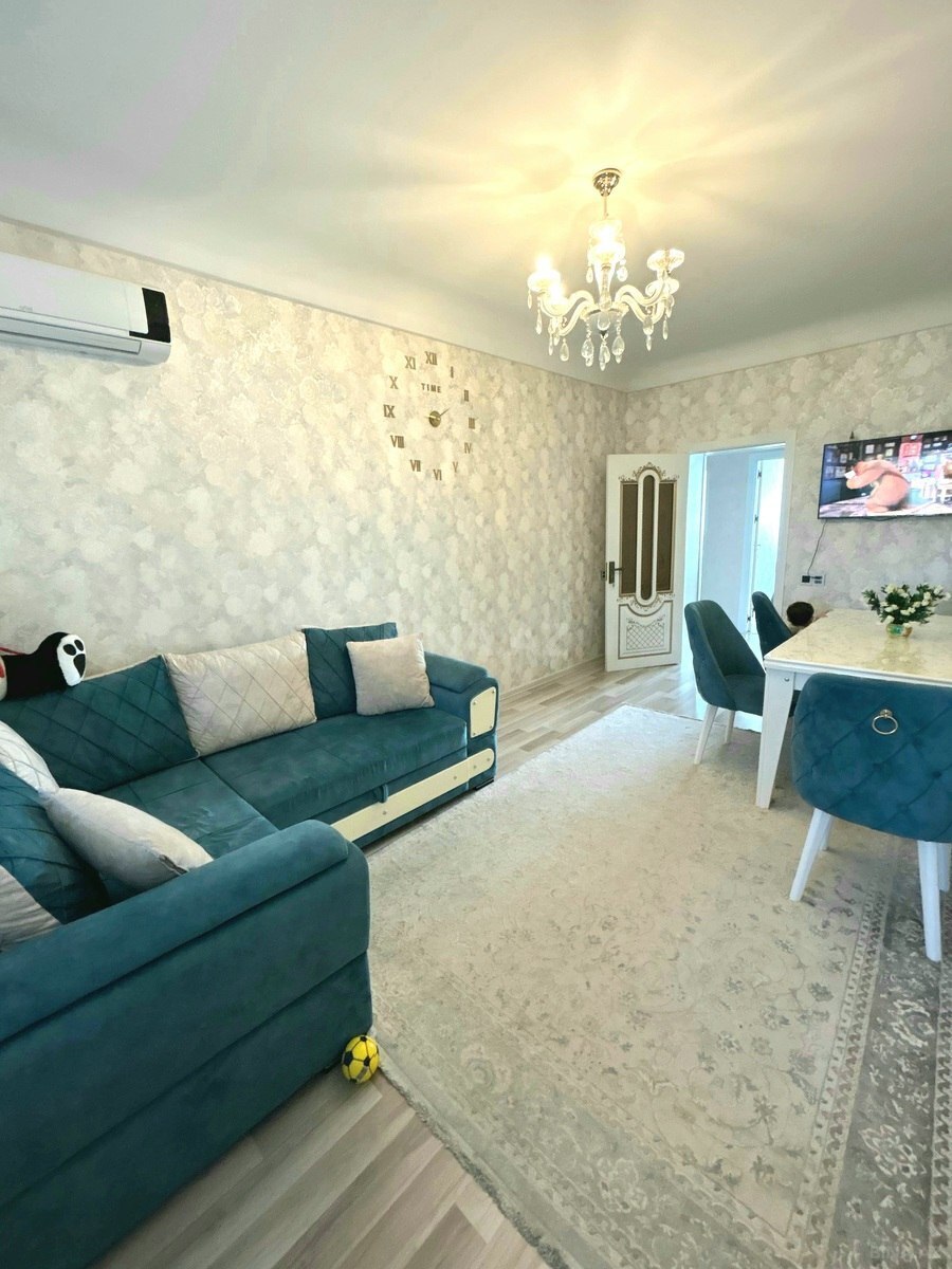 2 otaqlı Köhnə tikili, Bakıxanov q., Bakı