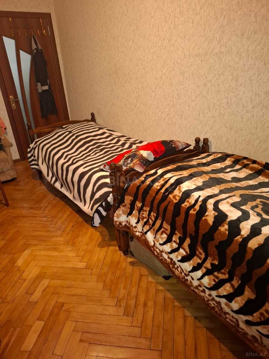 3 otaqlı Köhnə tikili, Neftçilər m., Bakı