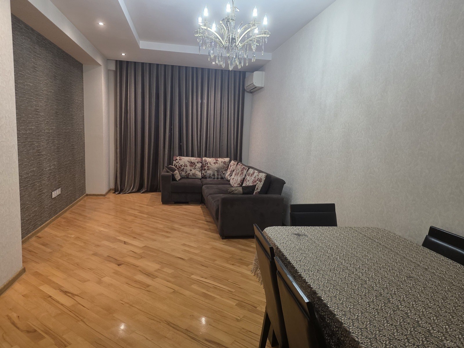 3 otaqlı Yeni tikili, Azadlıq Prospekti m., Bakı