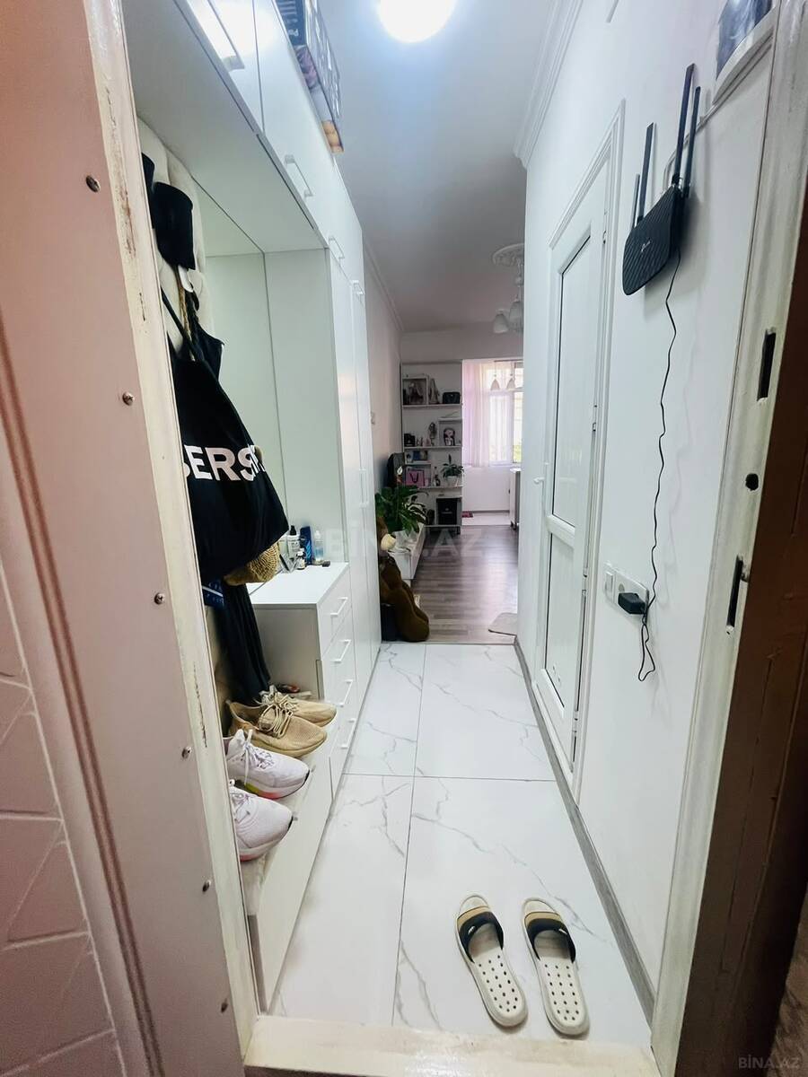 1 otaqlı Köhnə tikili, Memar Əcəmi m., Bakı