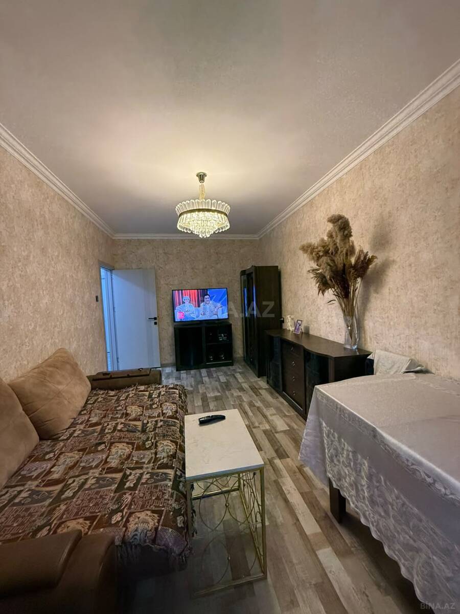 3 otaqlı Köhnə tikili, Yeni Günəşli q., Bakı