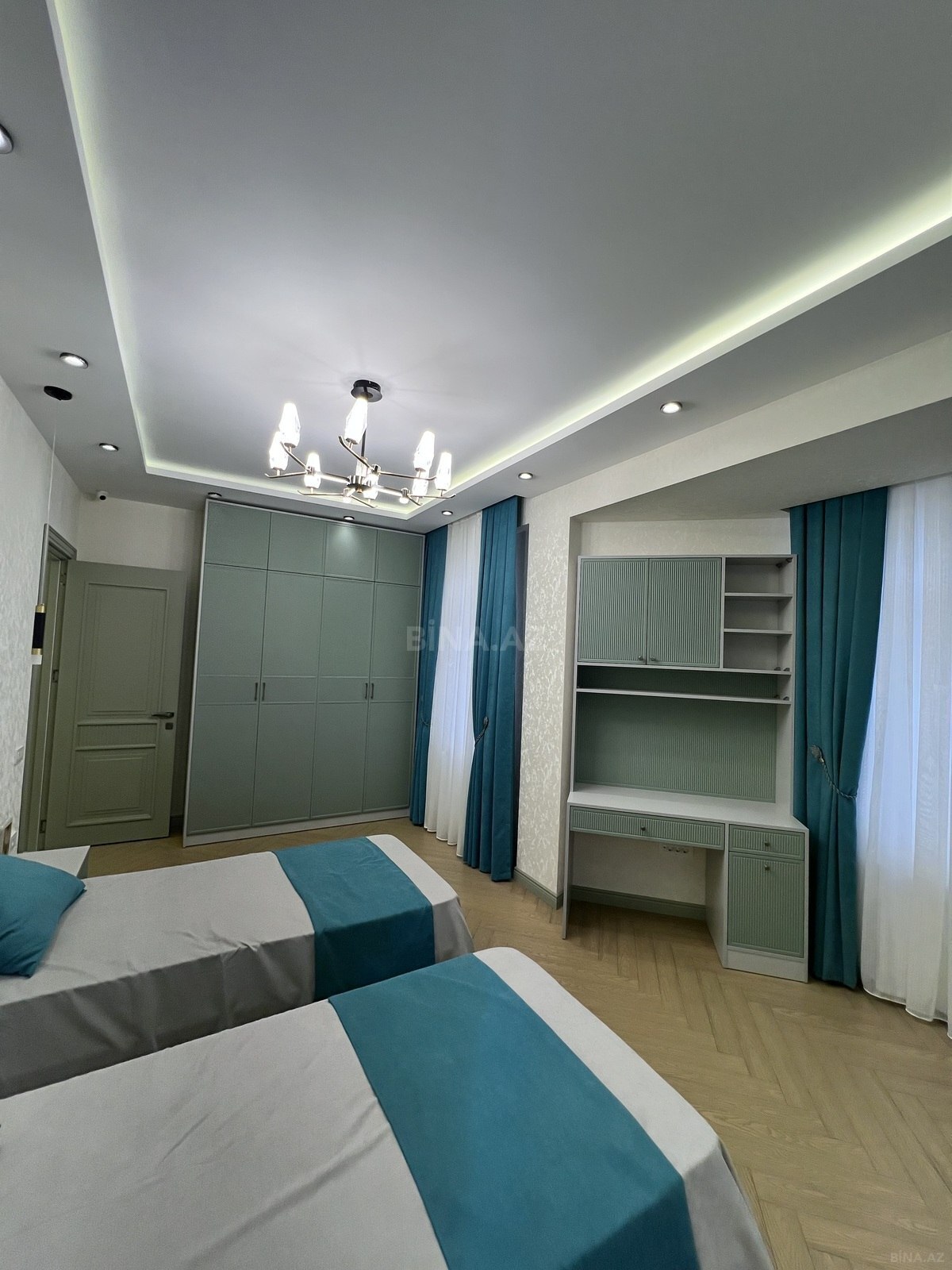 4 otaqlı Yeni tikili, 28 May m., Bakı