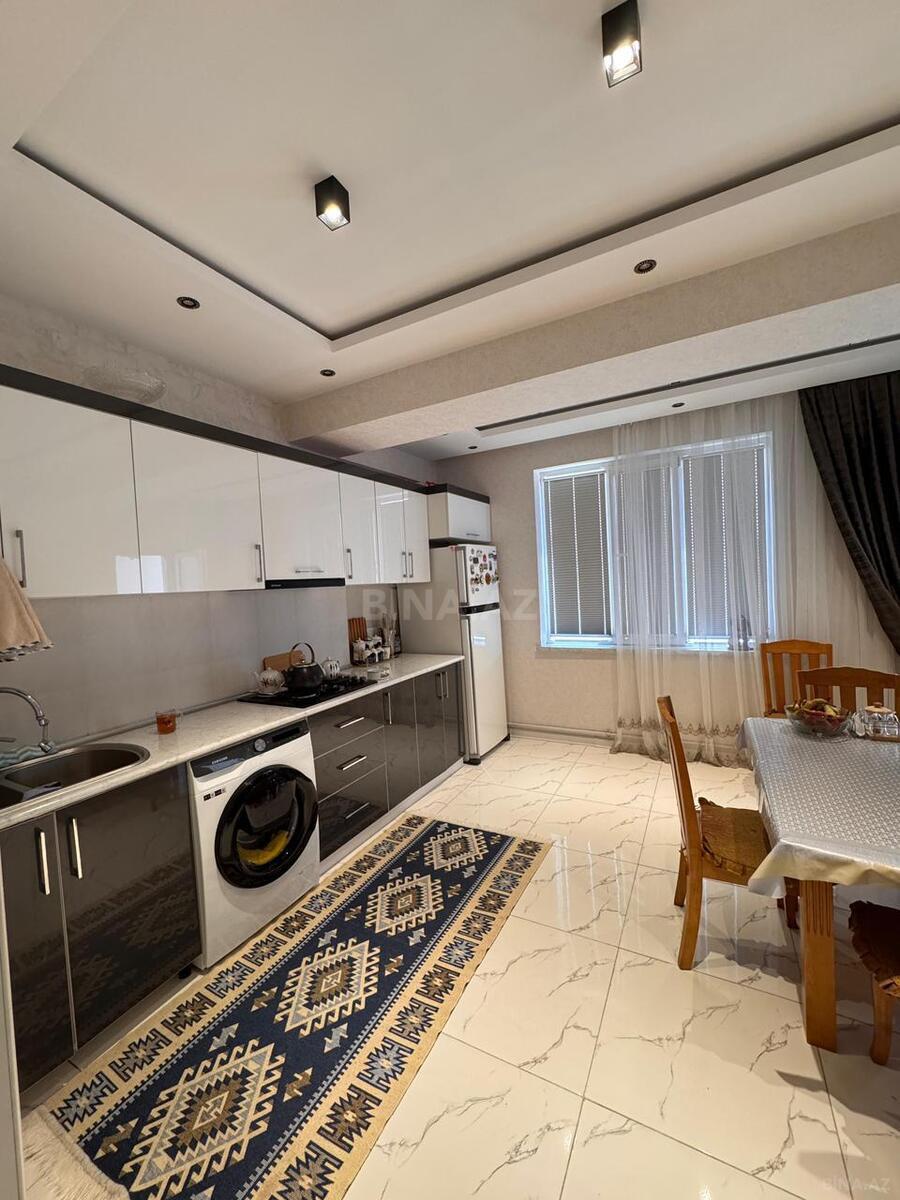 4 otaqlı Köhnə tikili, Həzi Aslanov m., Bakı