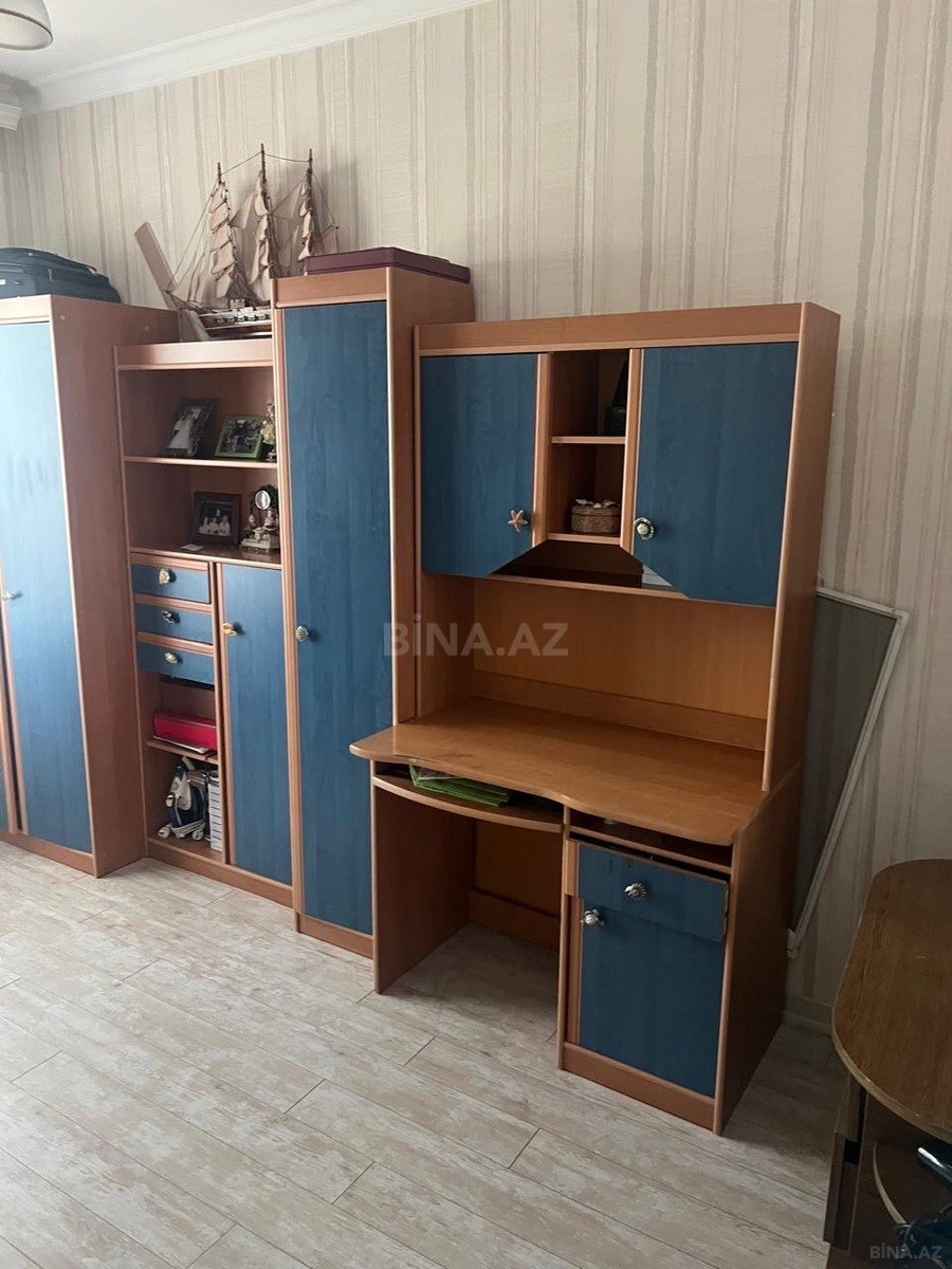 4 otaqlı Köhnə tikili, Köhnə Günəşli q., Bakı