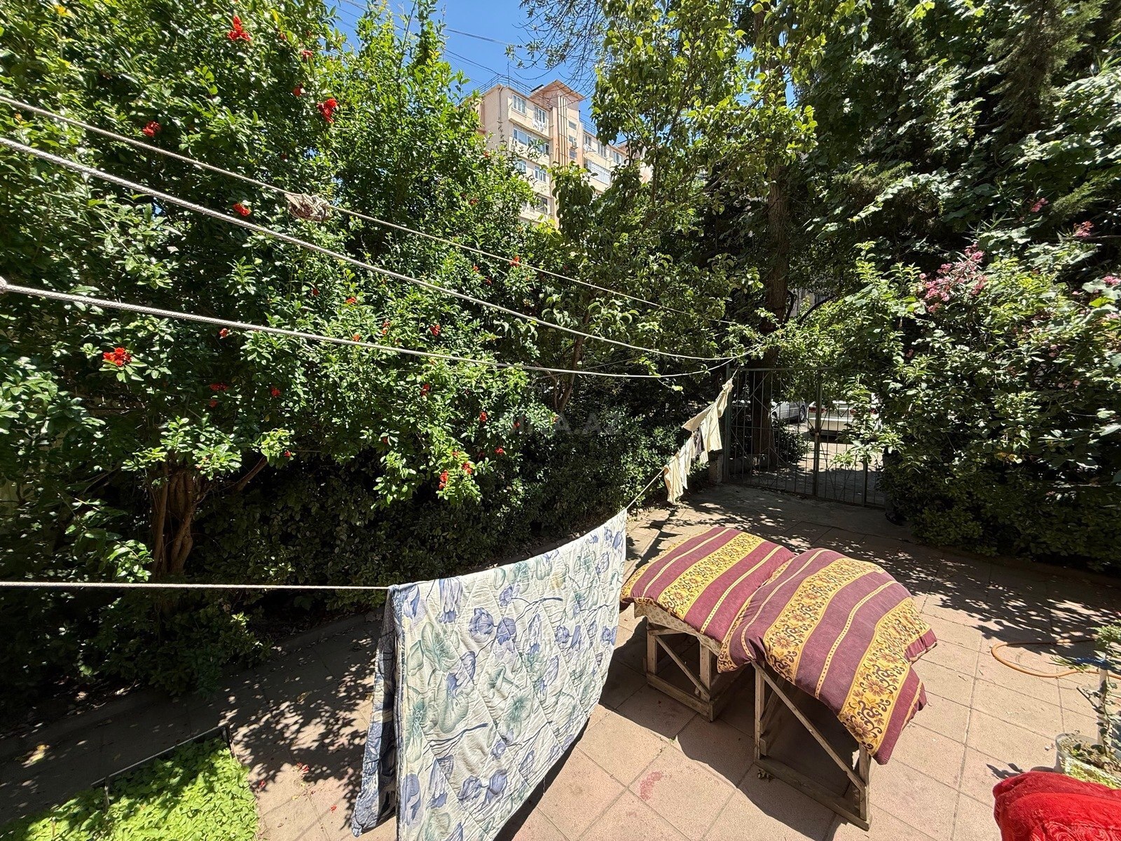 3 otaqlı Köhnə tikili, Neftçilər m., Bakı
