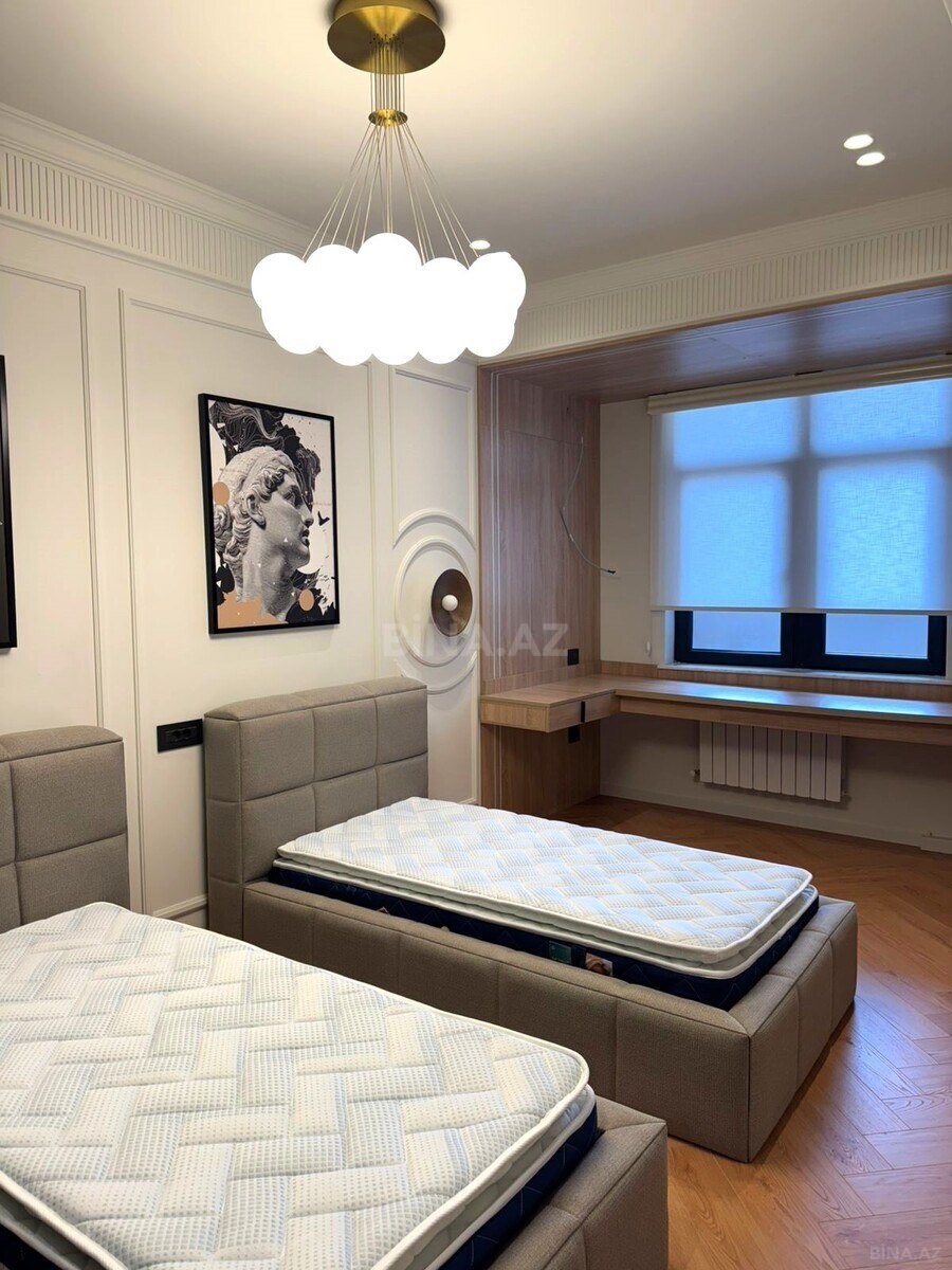 3 otaqlı Yeni tikili, 28 May m., Bakı