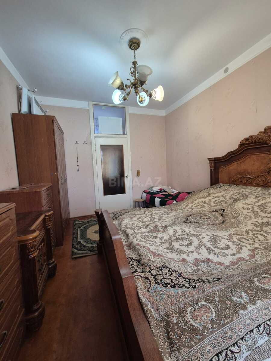 2 otaqlı Köhnə tikili, İnşaatçılar m., Bakı