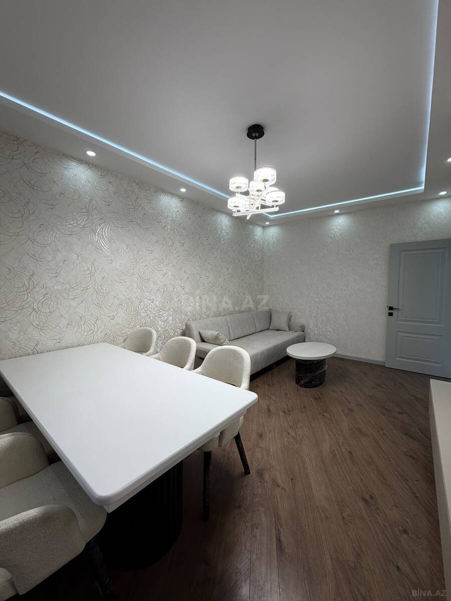 3 otaqlı Köhnə tikili, Əhmədli m., Bakı