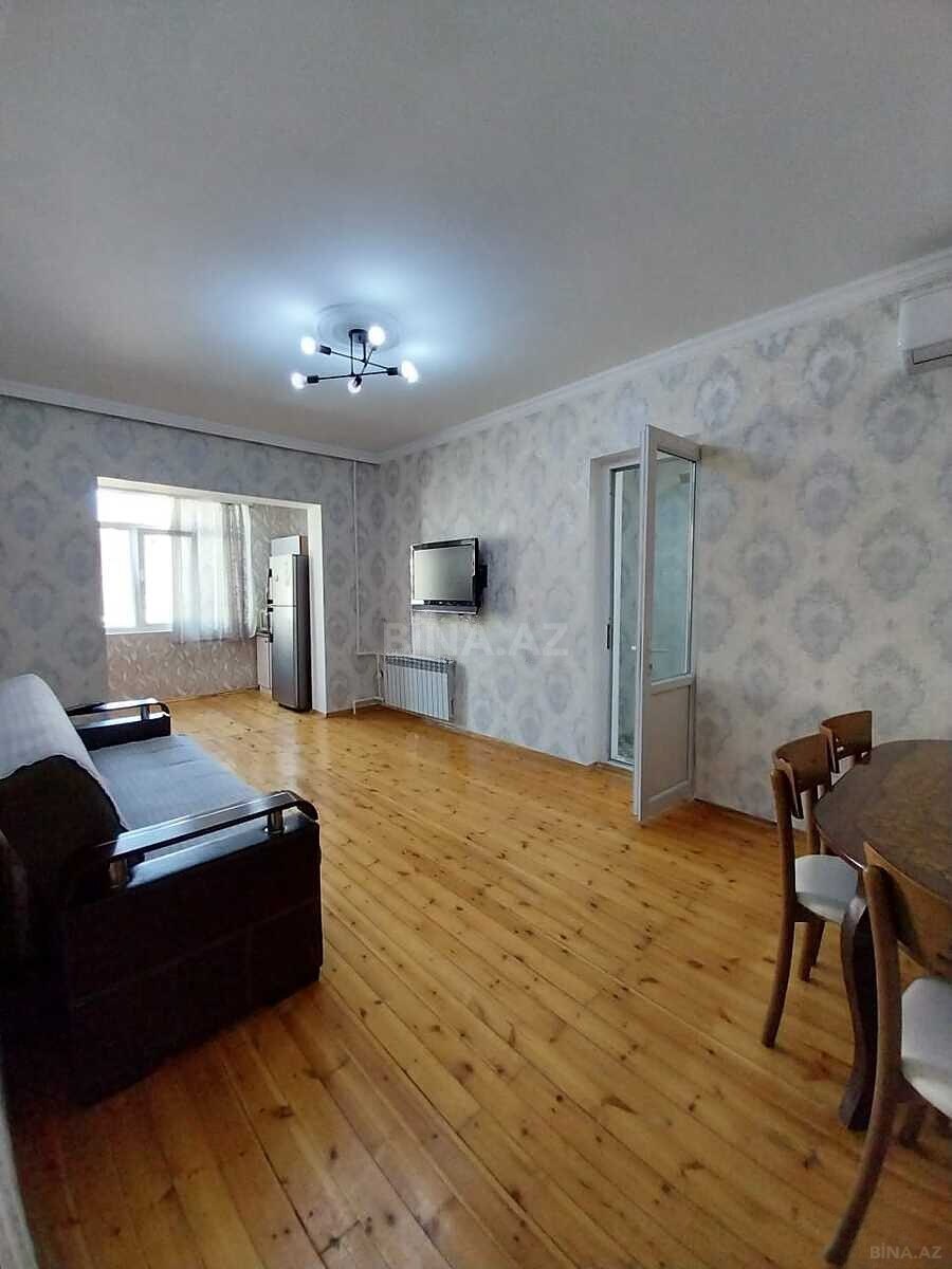 2 otaqlı Köhnə tikili, İnşaatçılar m., Bakı