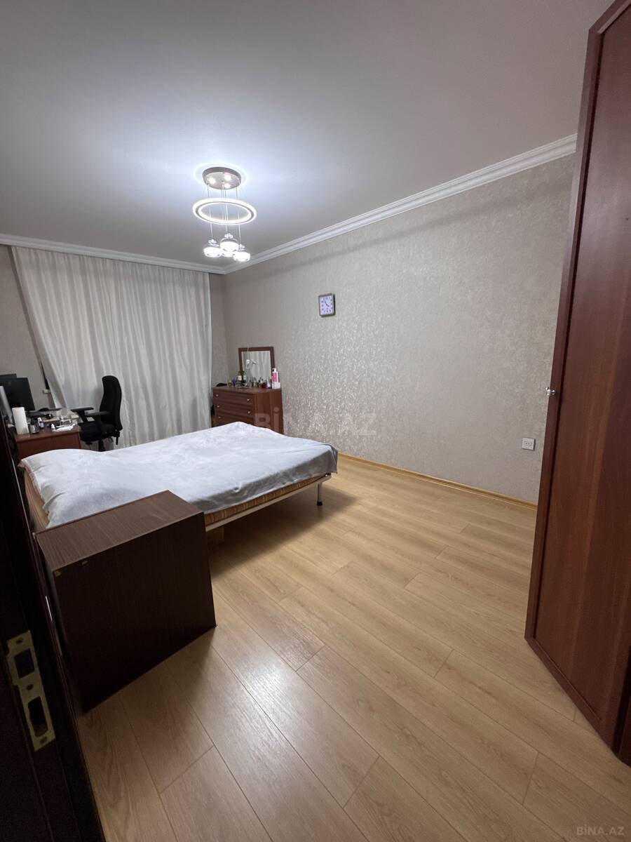 3 otaqlı Köhnə tikili, Həzi Aslanov m., Bakı