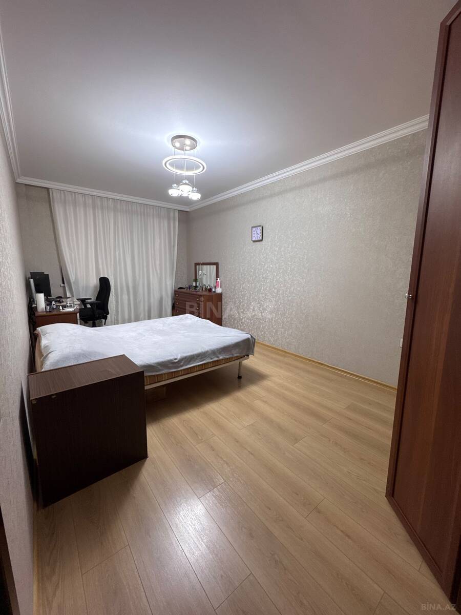 3 otaqlı Köhnə tikili, Həzi Aslanov m., Bakı