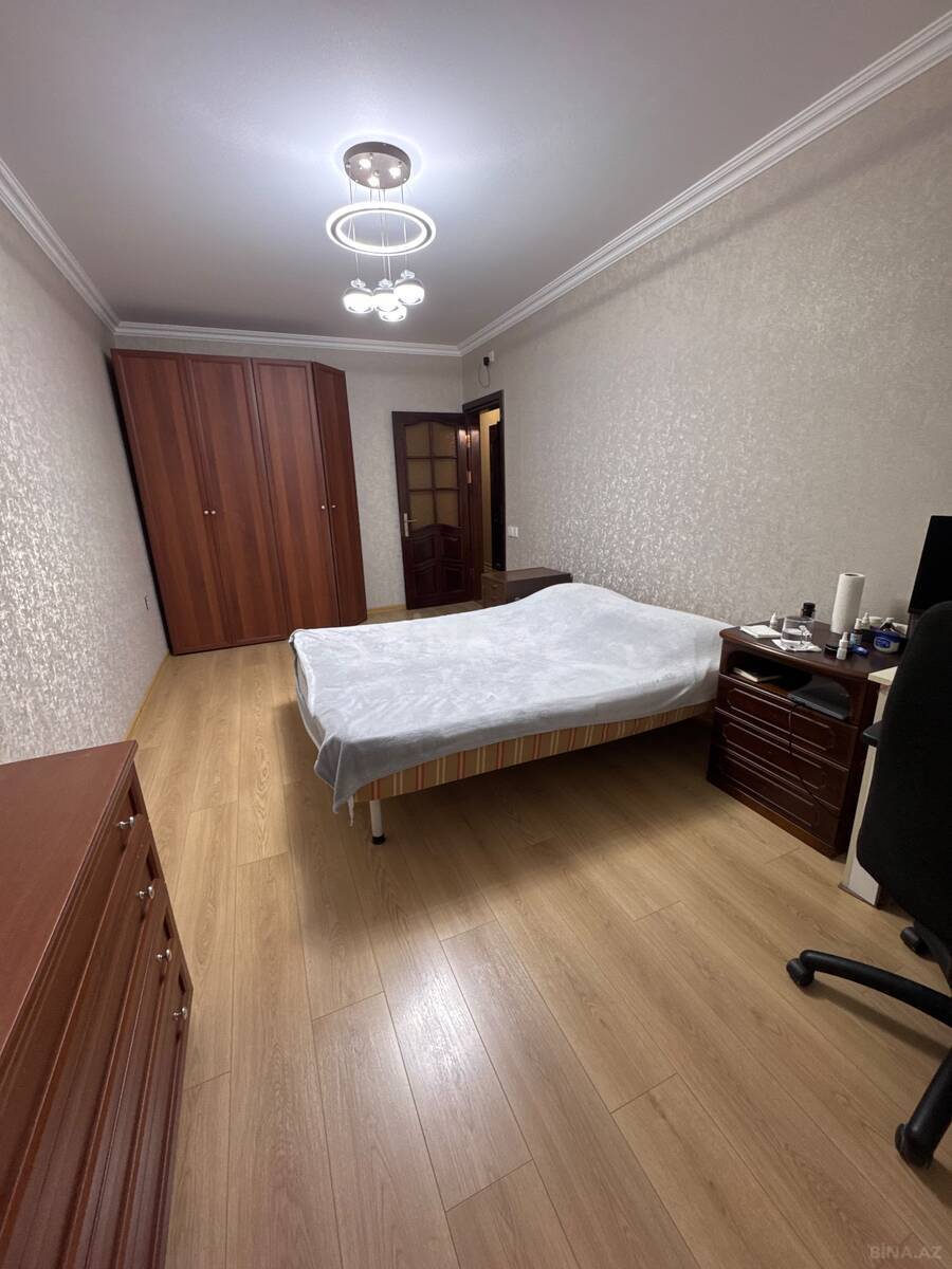3 otaqlı Köhnə tikili, Həzi Aslanov m., Bakı