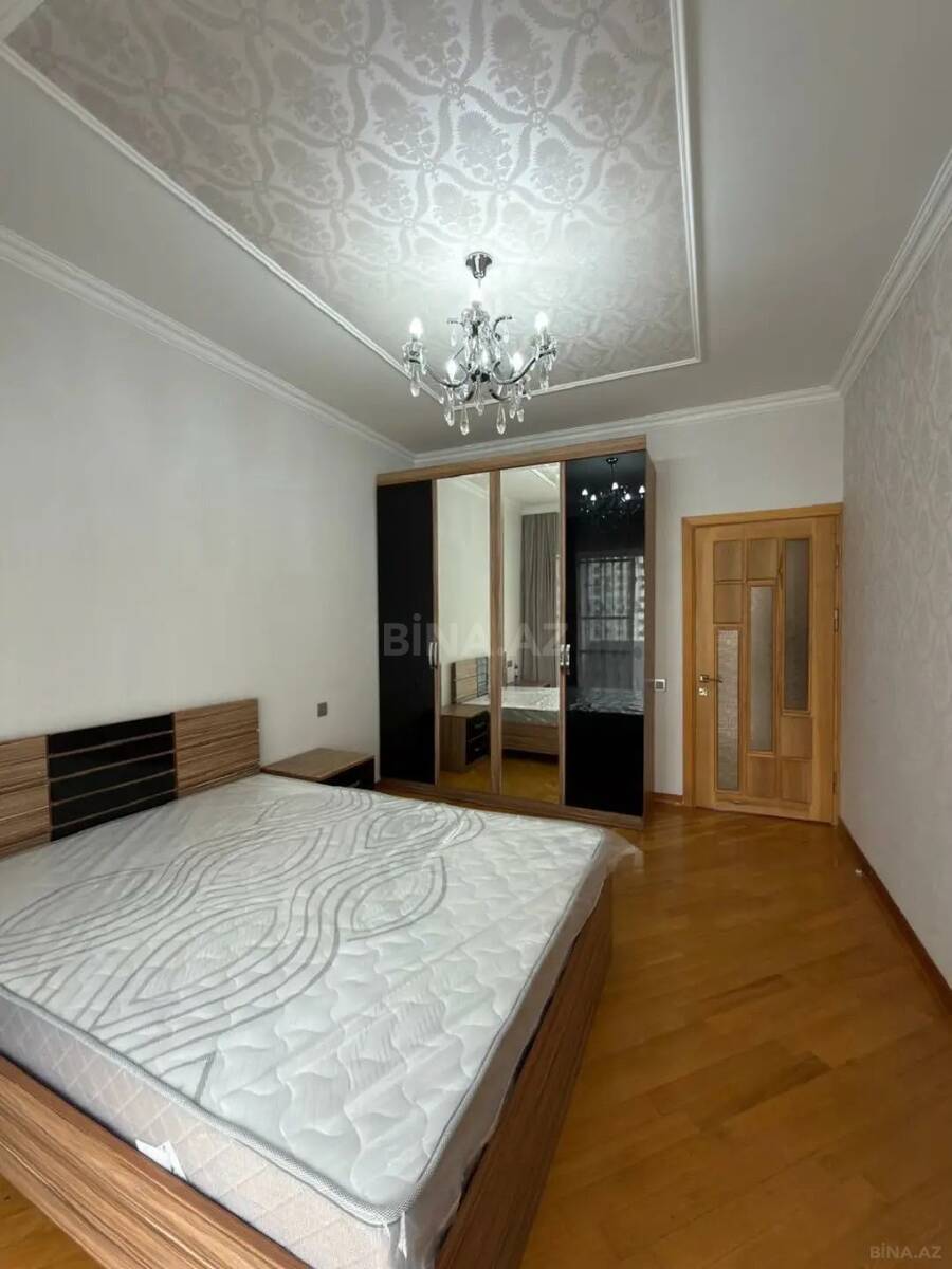3 otaqlı Köhnə tikili, Həzi Aslanov m., Bakı
