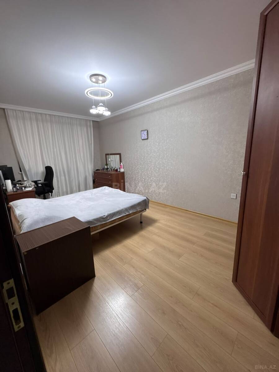 3 otaqlı Köhnə tikili, Həzi Aslanov m., Bakı