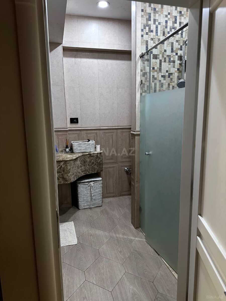 3 otaqlı Yeni tikili, Şah İsmayıl Xətai m., Bakı