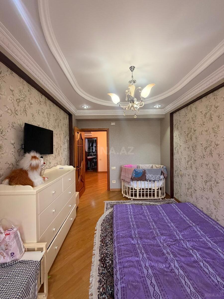 3 otaqlı Yeni tikili, Xırdalan