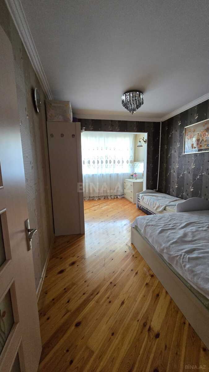 4 otaqlı Köhnə tikili, Həzi Aslanov m., Bakı