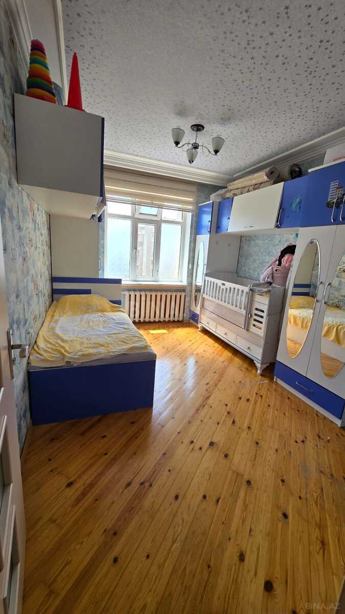4 otaqlı Köhnə tikili, Həzi Aslanov m., Bakı