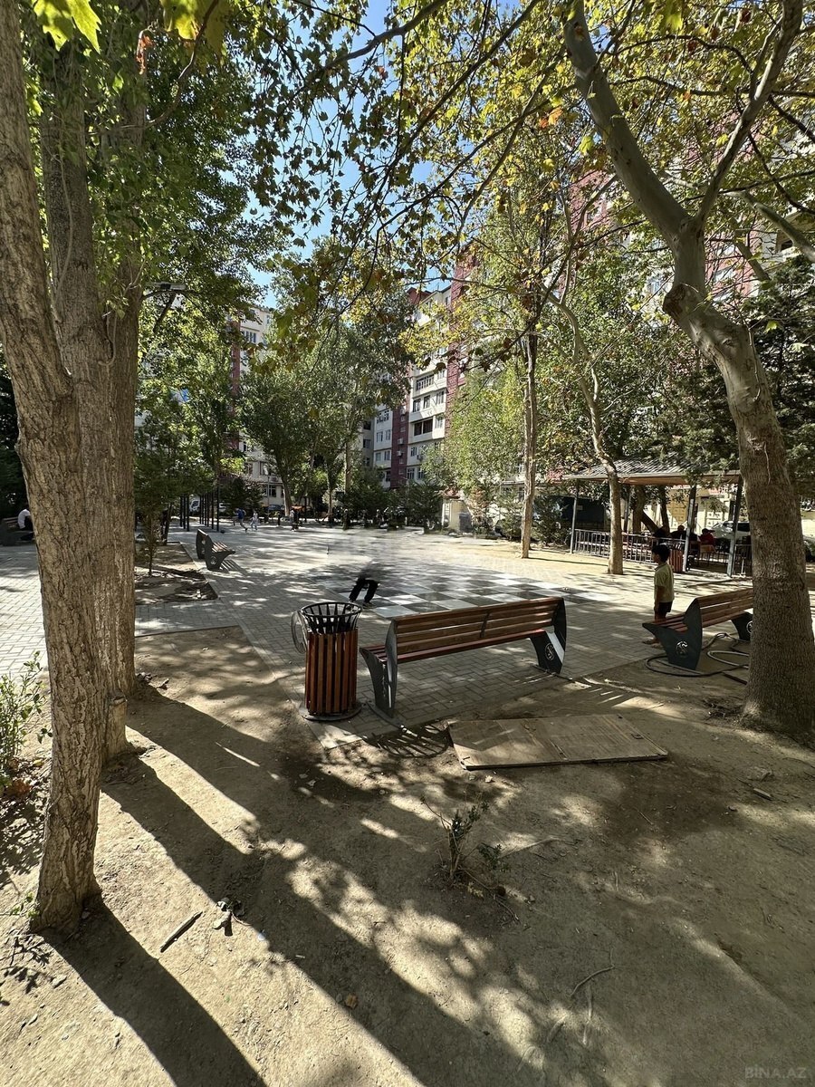 1 otaqlı Köhnə tikili, İnşaatçılar m., Bakı