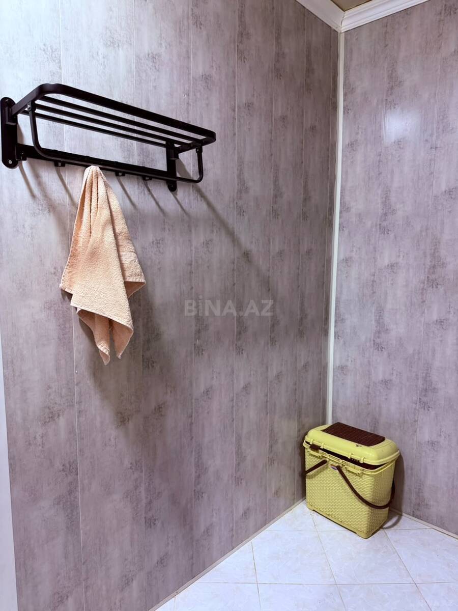 3 otaqlı Köhnə tikili, Neftçilər m., Bakı