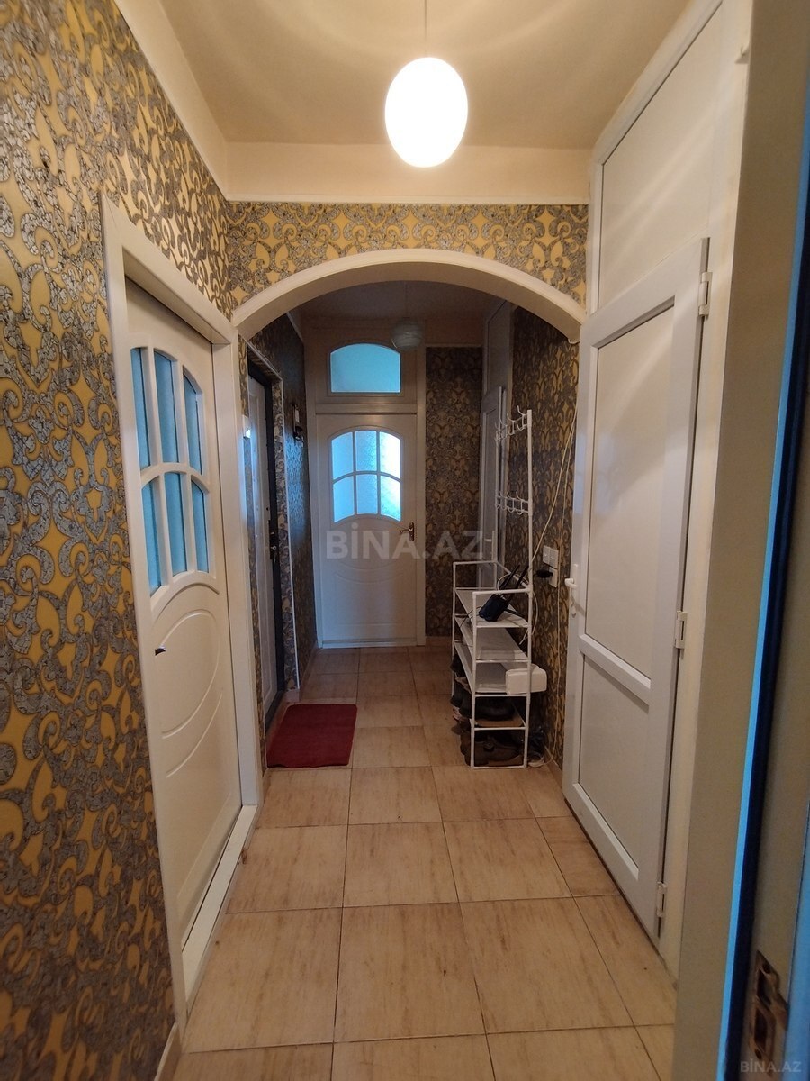 2 otaqlı Köhnə tikili, Xalqlar Dostluğu m., Bakı