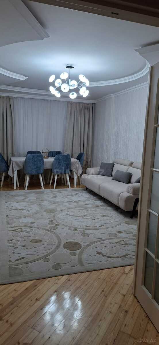 3 otaqlı Yeni tikili, İnşaatçılar m., Bakı