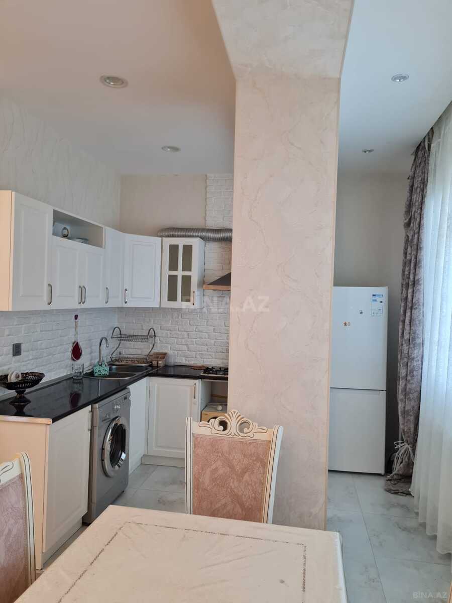 3 otaqlı Köhnə tikili, 28 May m., Bakı