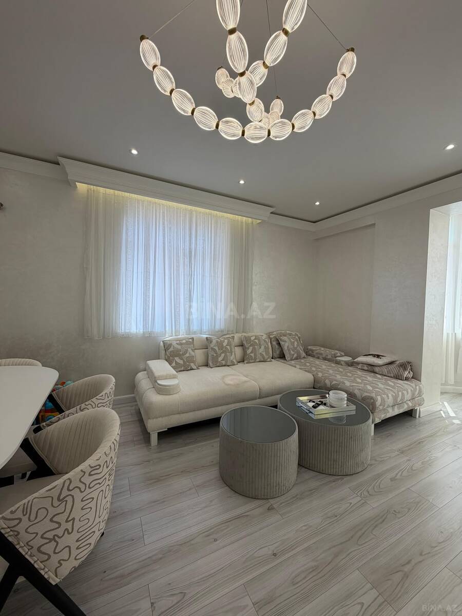 3 otaqlı Yeni tikili, İnşaatçılar m., Bakı