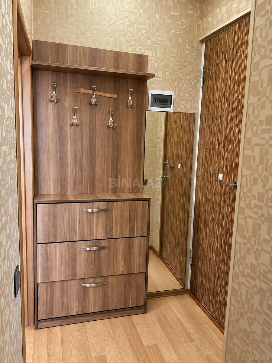 1 otaqlı Köhnə tikili, Qara Qarayev m., Bakı