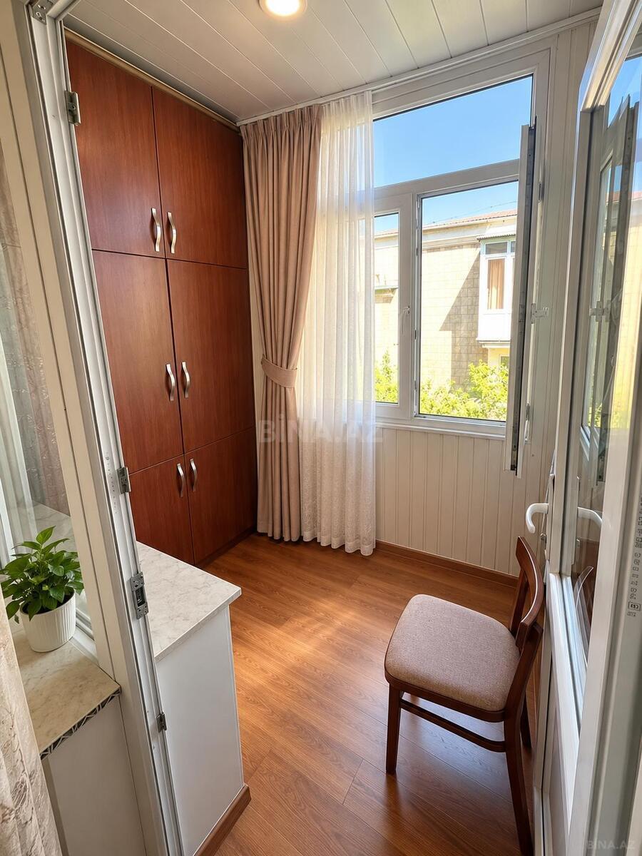 1 otaqlı Köhnə tikili, Qara Qarayev m., Bakı