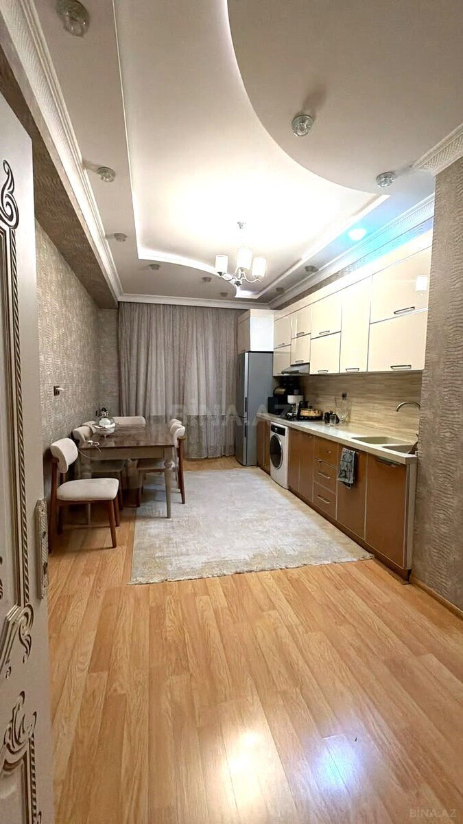 3 otaqlı Yeni tikili, İnşaatçılar m., Bakı