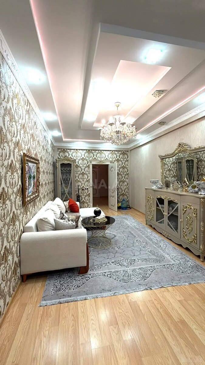 3 otaqlı Yeni tikili, İnşaatçılar m., Bakı