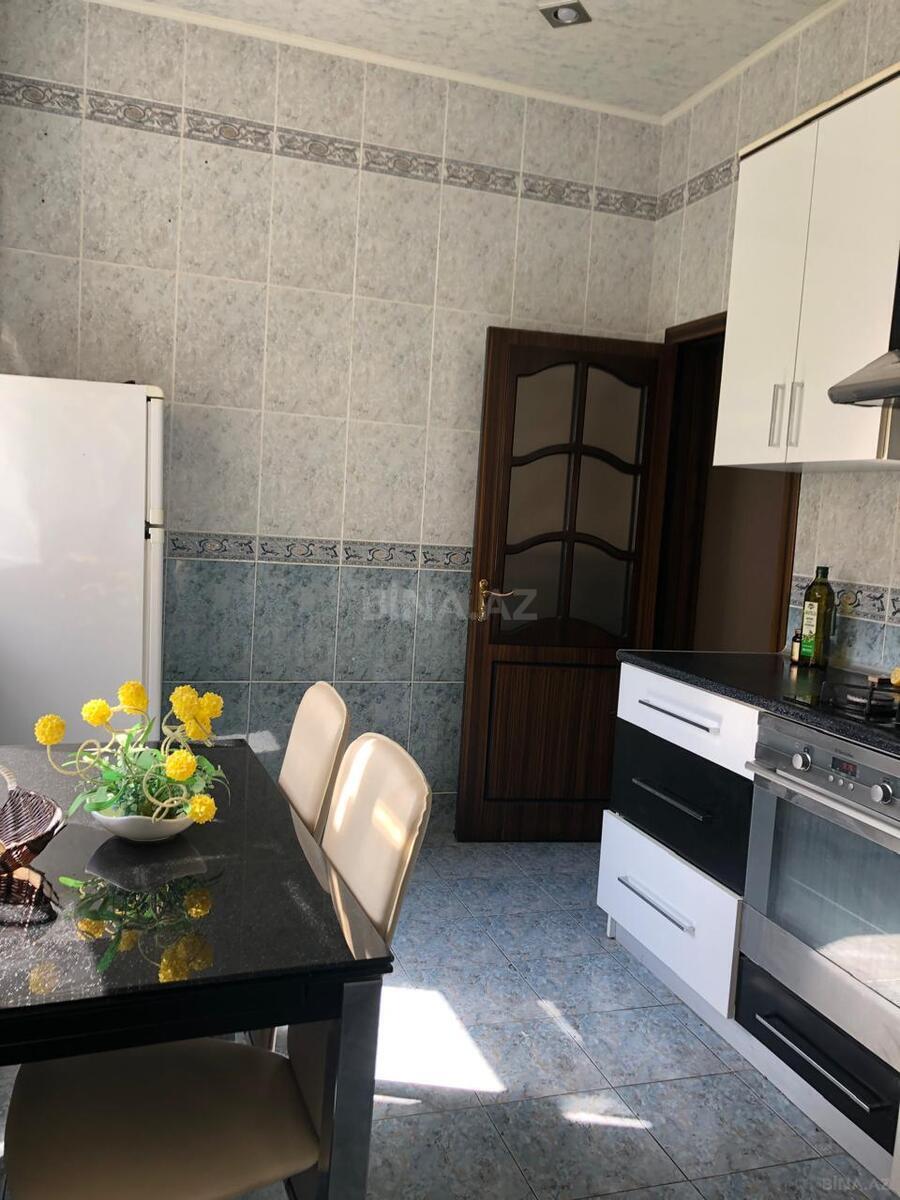 3 otaqlı Yeni tikili, Nizami m., Bakı