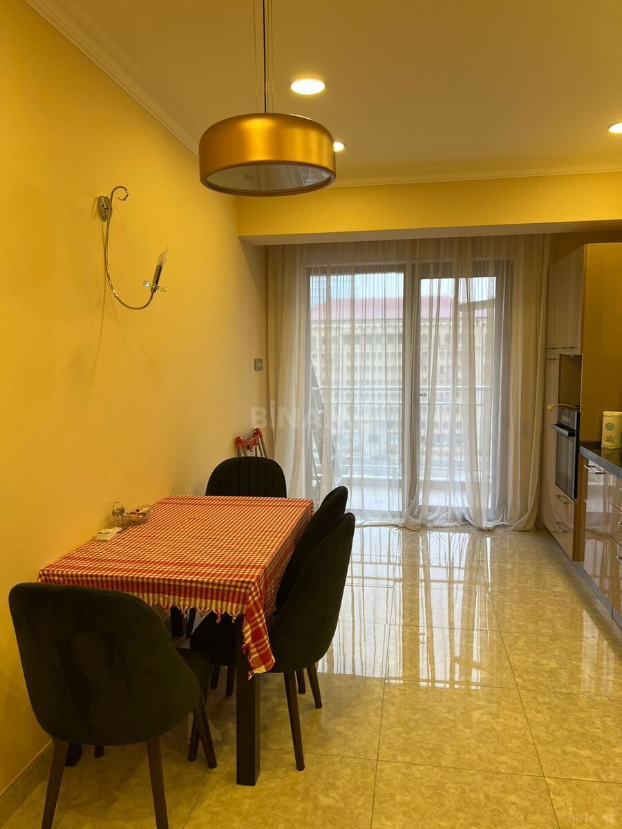 2 otaqlı Yeni tikili, Şah İsmayıl Xətai m., Bakı