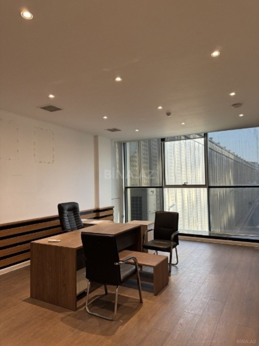 4 otaqlı Ofis, Ulduz m., Bakı