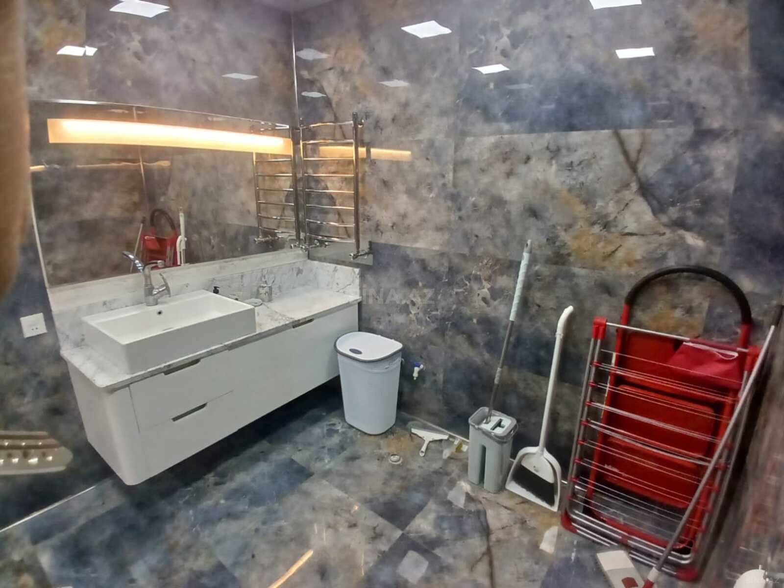 3 otaqlı Köhnə tikili, Kubinka q., Bakı