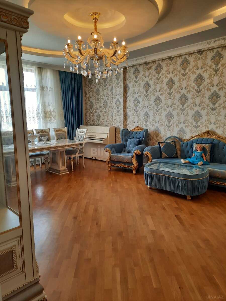 3 otaqlı Yeni tikili, Memar Əcəmi m., Bakı