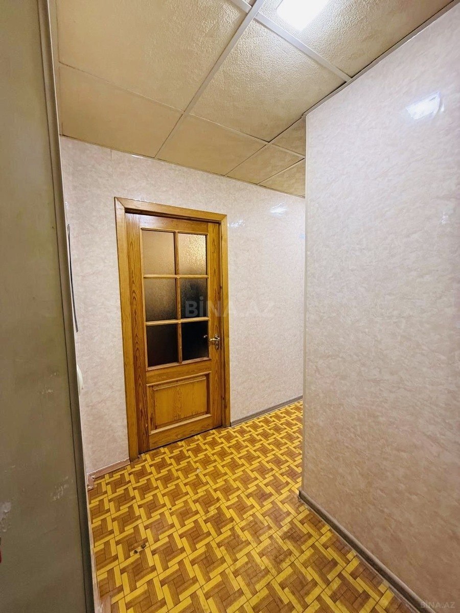 2 otaqlı Köhnə tikili, İnşaatçılar m., Bakı