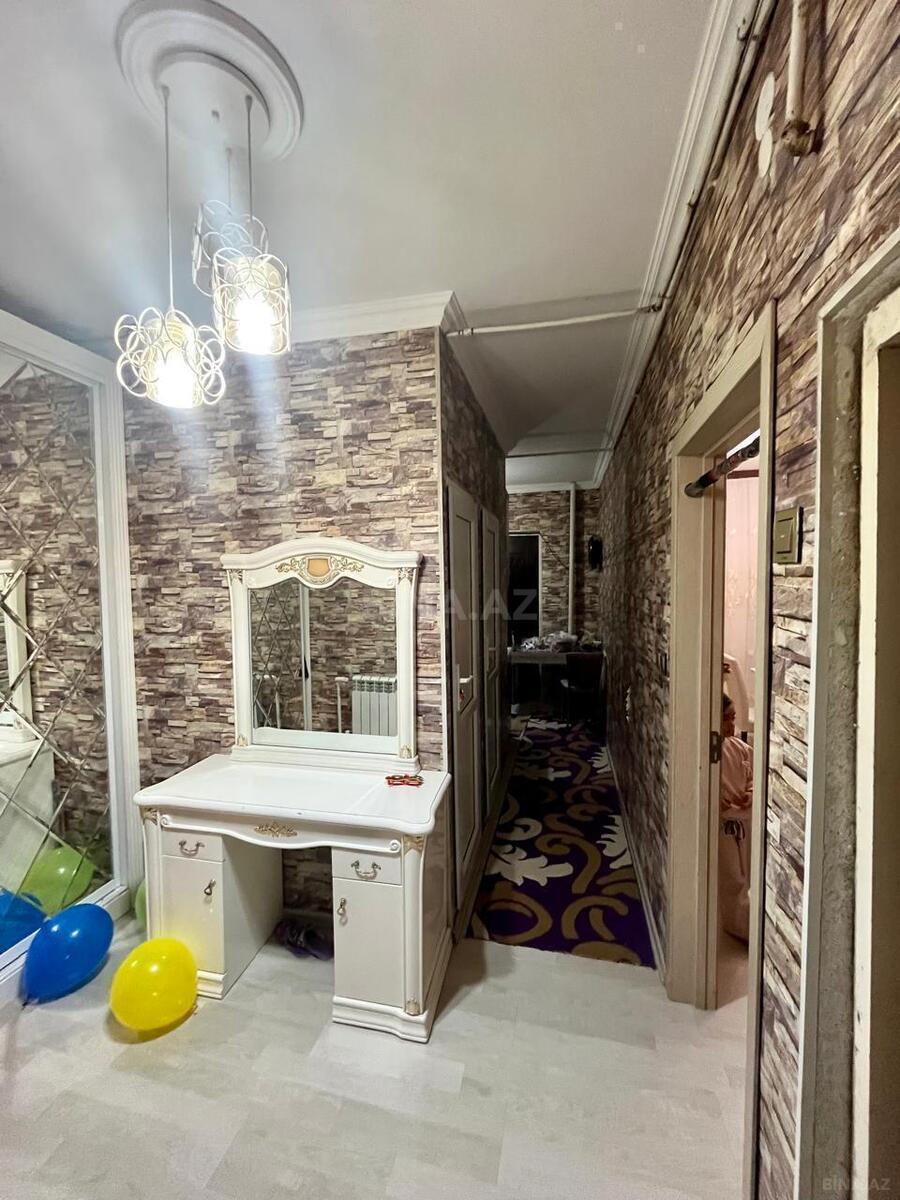 2 otaqlı Köhnə tikili, Yeni Günəşli q., Bakı
