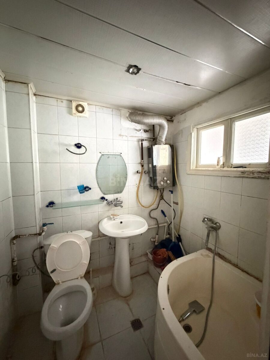 2 otaqlı Köhnə tikili, Neftçilər m., Bakı