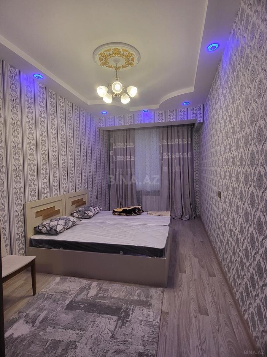 3 otaqlı Yeni tikili, Xırdalan