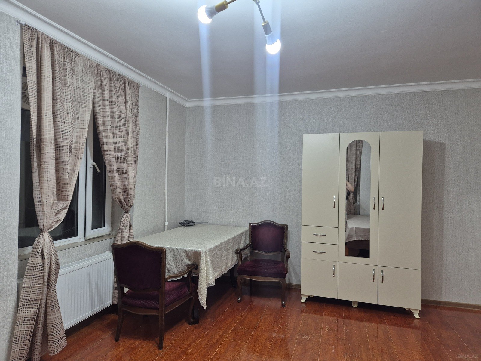 1 otaqlı Köhnə tikili, Elmlər Akademiyası m., Bakı